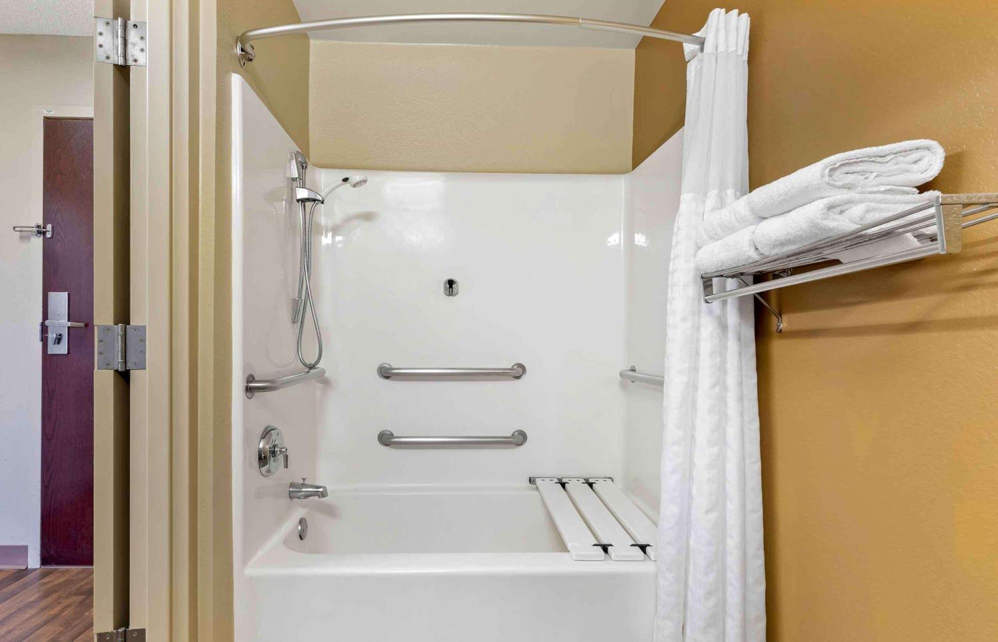 Extended Stay America Suites - Cleveland - Westlake Esterno foto