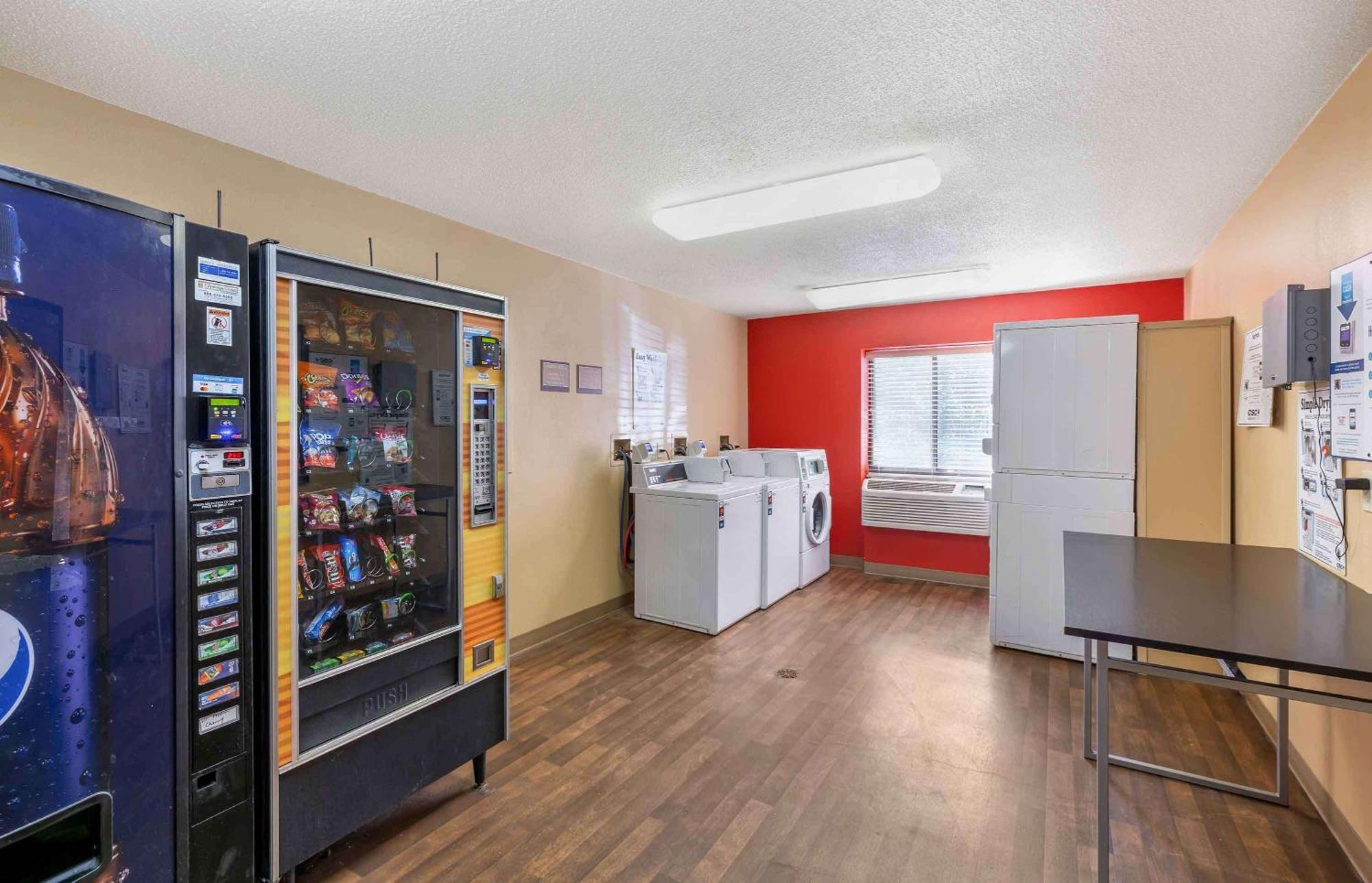 Extended Stay America Suites - Cleveland - Westlake Esterno foto